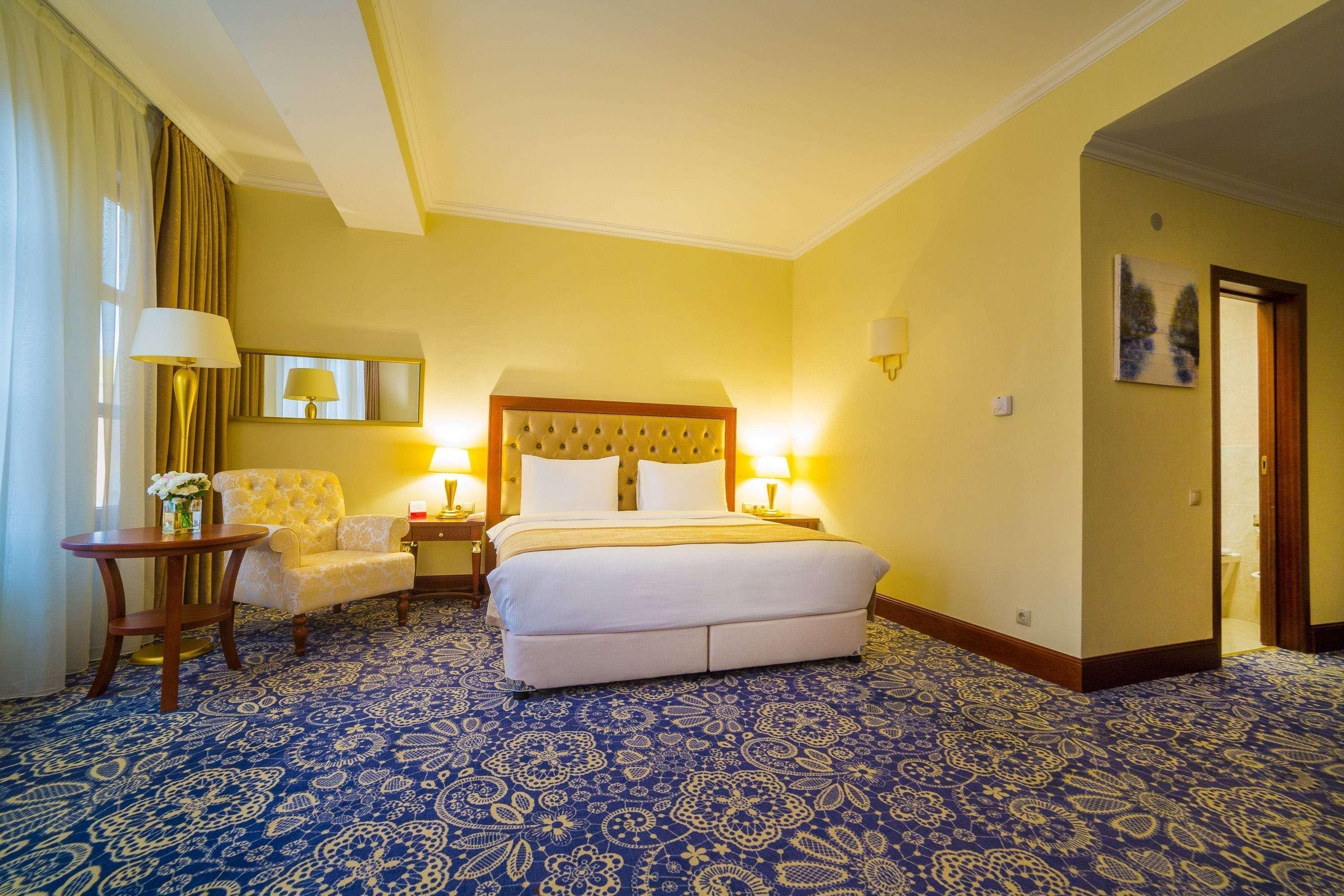 Ramada By Wyndham Hotel 4*