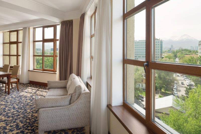 Ramada By Wyndham Hotel 4*
