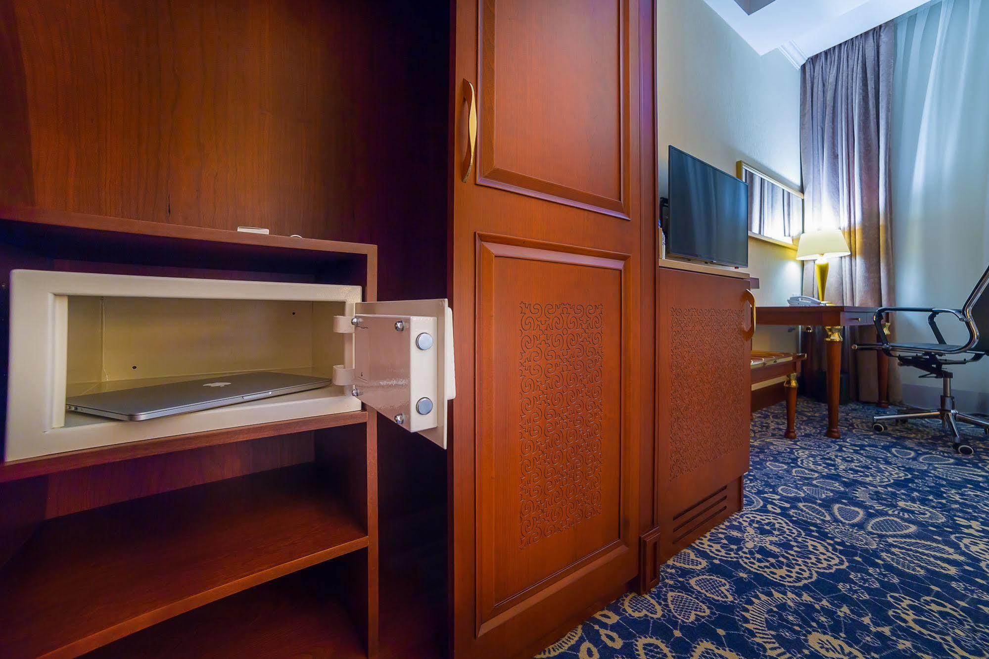 Ramada By Wyndham Hotel