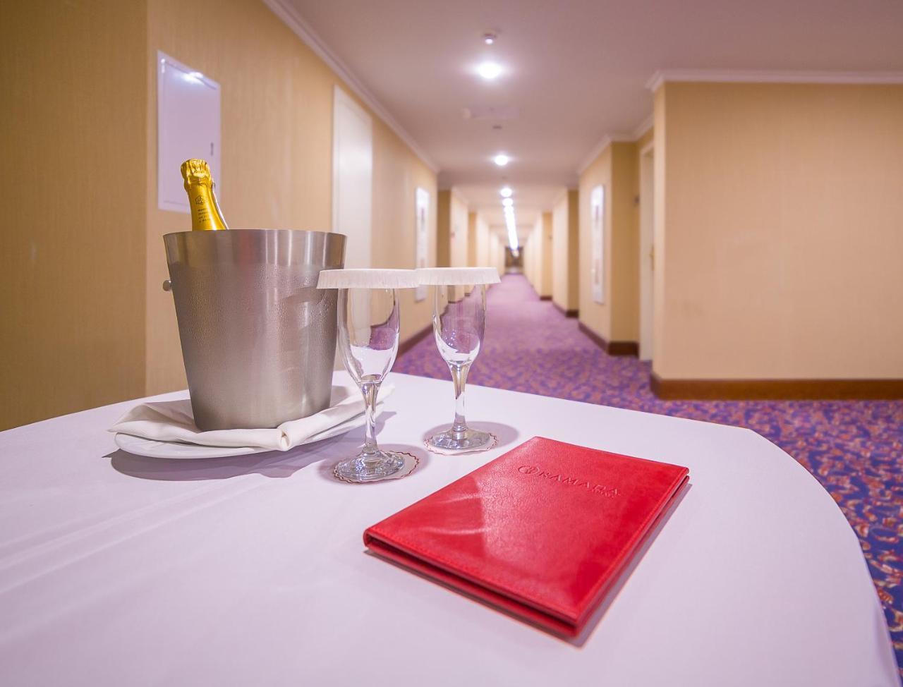Ramada By Wyndham Отель 4*